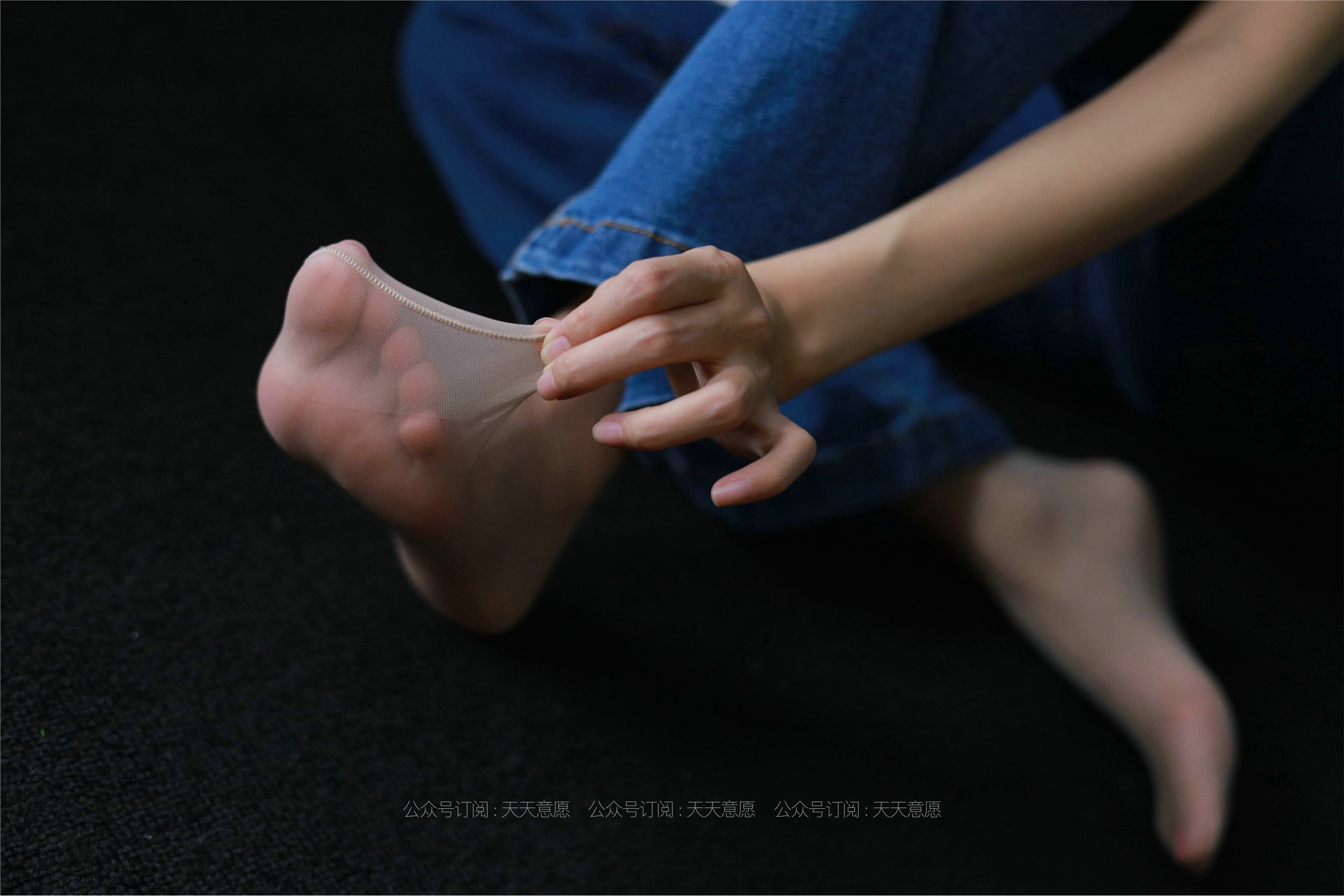 IESS异思趣向  2021.08.04 丝享家879：美子《美背库里丝》